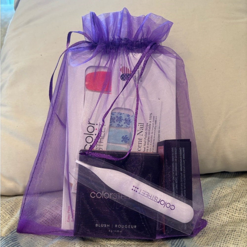 Color street 100% dry nail polish